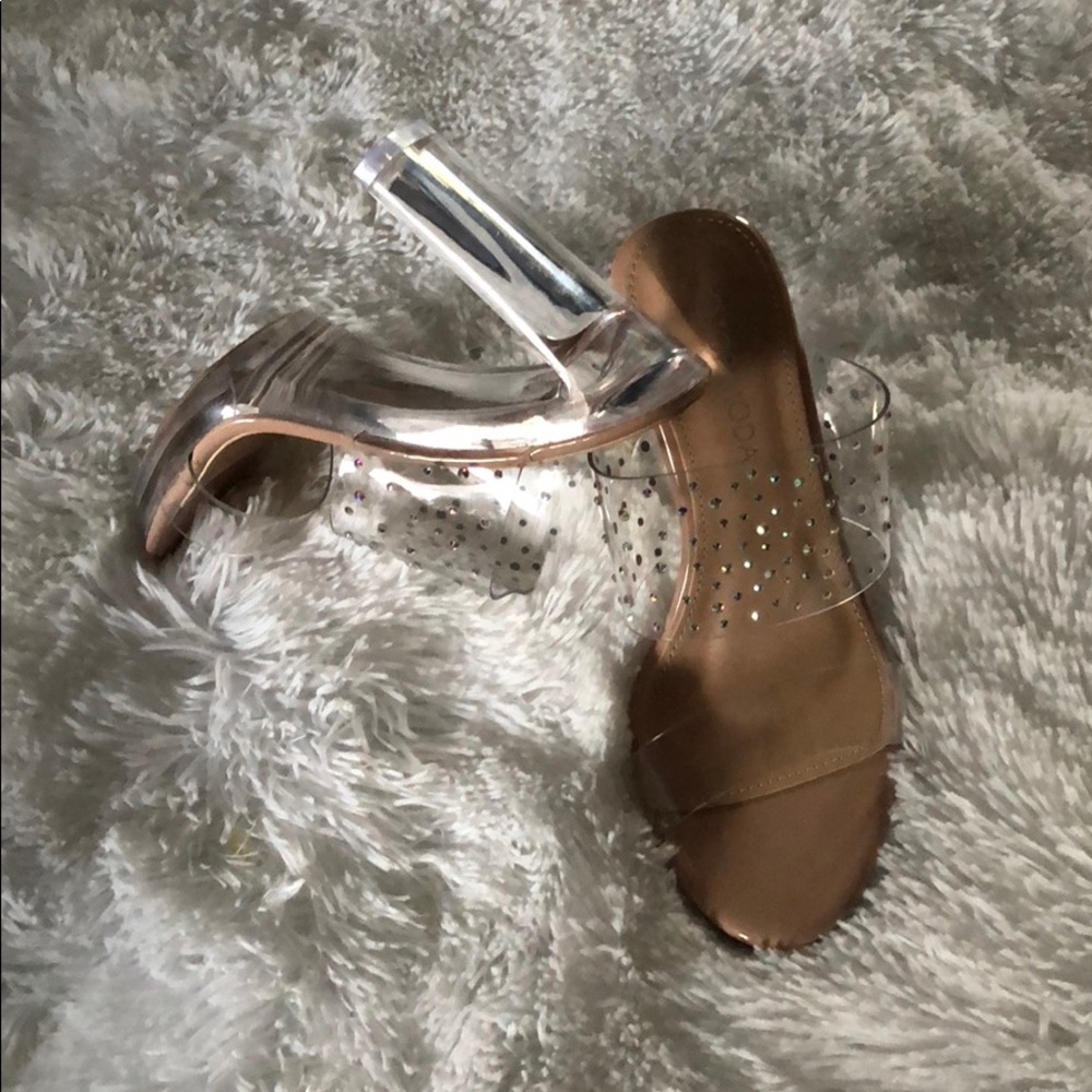 Worn once clear straps clear 4” heel